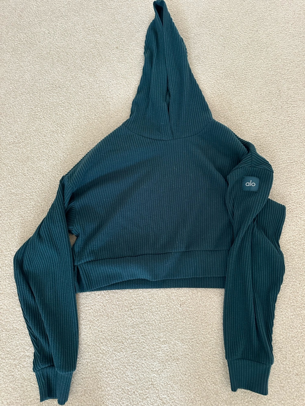 ALO Yoga Green Ribbed Cropped Muse Hoodie